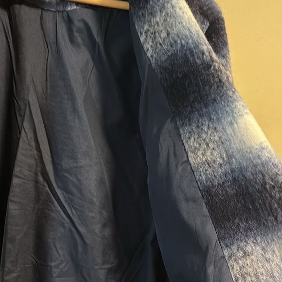 Steve Madden Zoey Plain peacoat size small - Picture 6 of 7